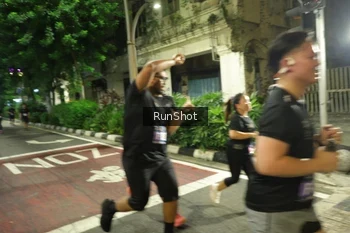 Runner Photo 4231210