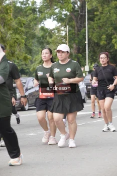Runner Photo 4231275