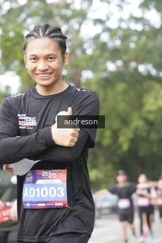 Runner Photo 4231329