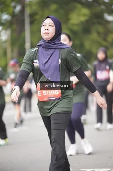 Runner Photo 4231412