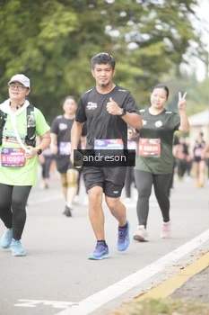 Runner Photo 4231499