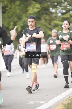 Runner Photo 4231910