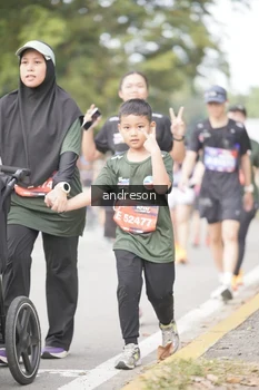 Runner Photo 4231980
