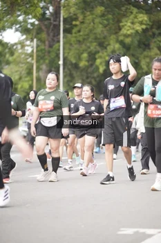 Runner Photo 4232113