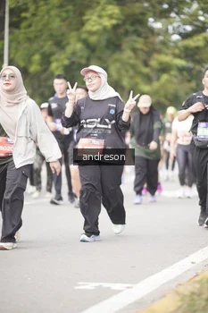 Runner Photo 4232120