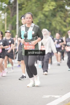 Runner Photo 4232159