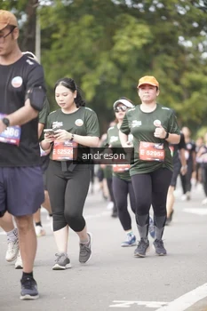 Runner Photo 4232208