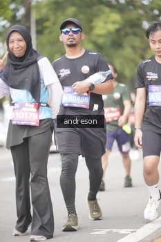 Runner Photo 4232369