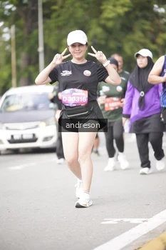 Runner Photo 4232412