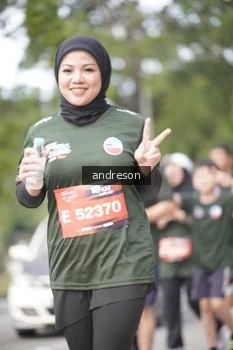 Runner Photo 4232423