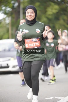 Runner Photo 4232429