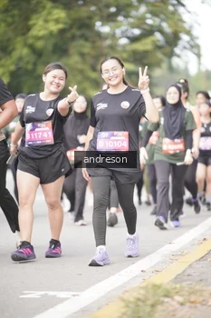 Runner Photo 4232440