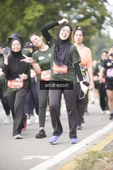 Runner Photo 4232535