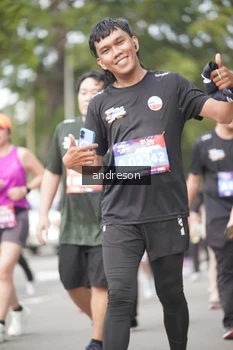 Runner Photo 4232689