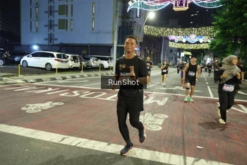 Runner Photo 4232774