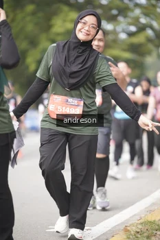 Runner Photo 4232883