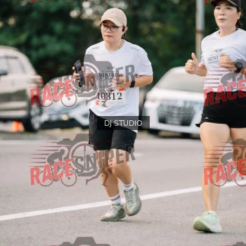 Runner Photo 423298