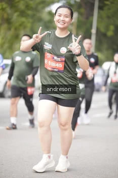 Runner Photo 4233119