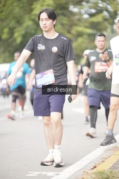 Runner Photo 4233184