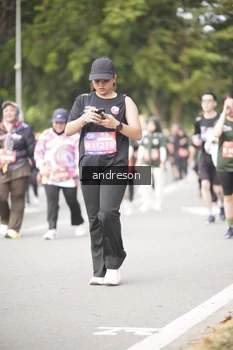 Runner Photo 4233218
