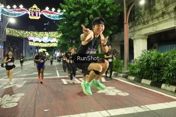 Runner Photo 4233338
