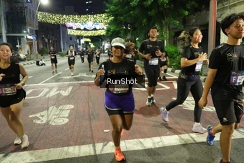 Runner Photo 4233717