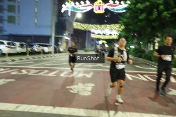 Runner Photo 4234263