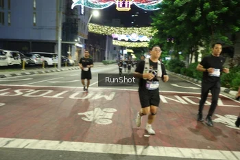 Runner Photo 4234276