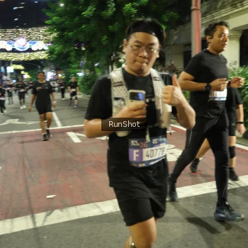 Runner Photo 4234460