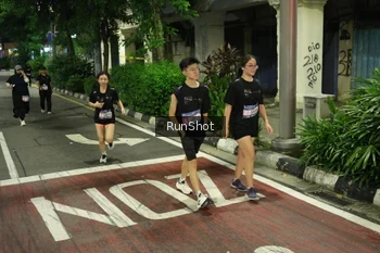 Runner Photo 4234680