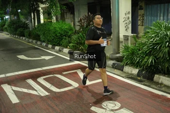 Runner Photo 4234690