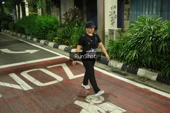 Runner Photo 4234703