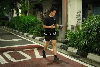 Runner Photo 4234763