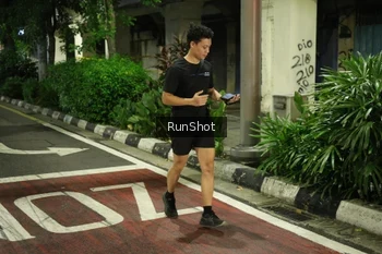 Runner Photo 4234764