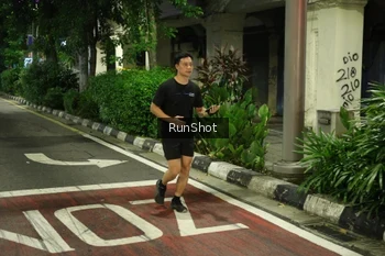 Runner Photo 4234766