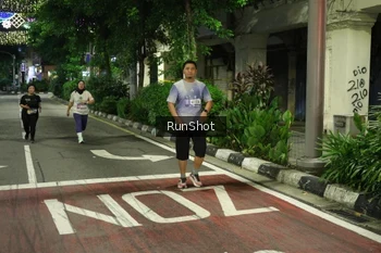 Runner Photo 4234769