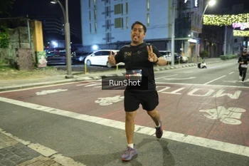 Runner Photo 4234777