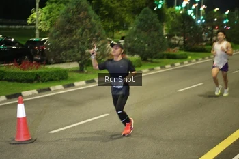 Runner Photo 4234791