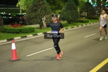 Runner Photo 4234793