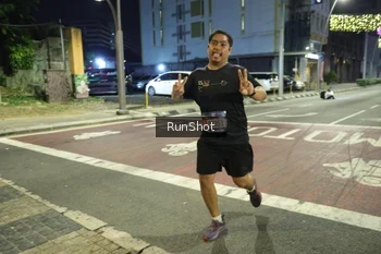 Runner Photo 4234799