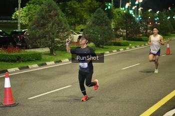 Runner Photo 4234805