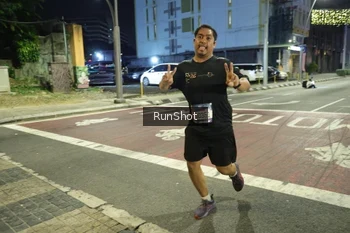 Runner Photo 4234810