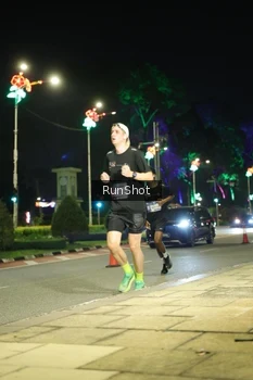 Runner Photo 4235018