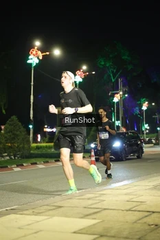 Runner Photo 4235019