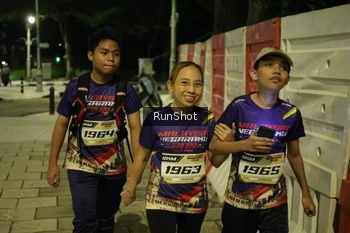 Runner Photo 4235044