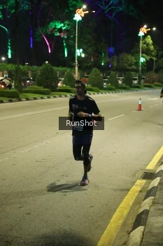 Runner Photo 4235070