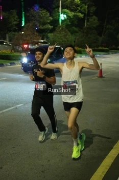 Runner Photo 4235138
