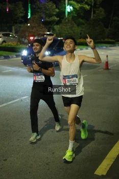 Runner Photo 4235141