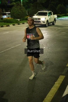 Runner Photo 4235170