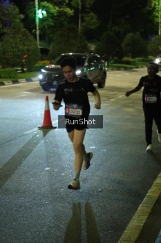 Runner Photo 4235174